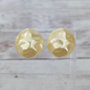 Vintage Clip On Earrings Yellow 3D Large Ridged